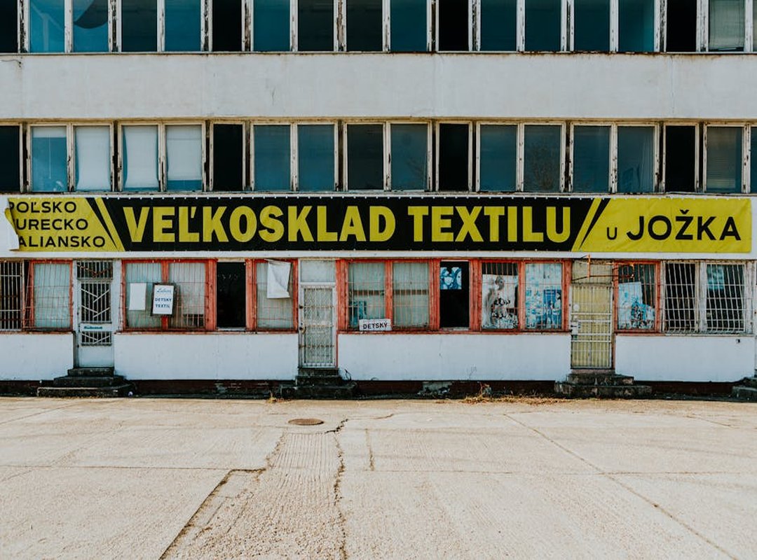 Where to Find High-Quality Cartoon Wallpapers